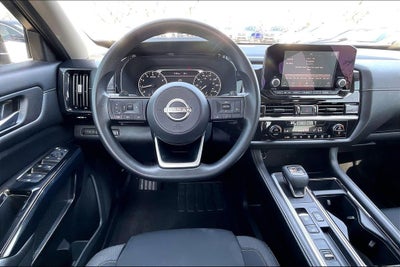 2022 Nissan Pathfinder S