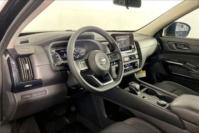 2025 Nissan Pathfinder S