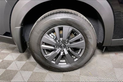 2025 Nissan Pathfinder S