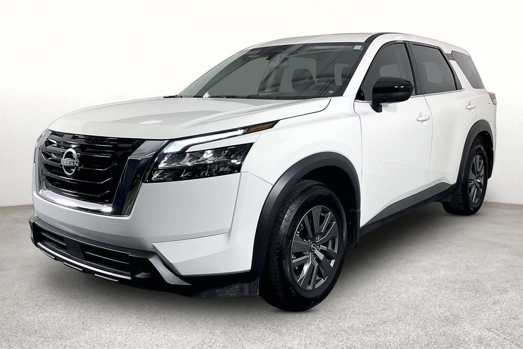 2025 Nissan Pathfinder S