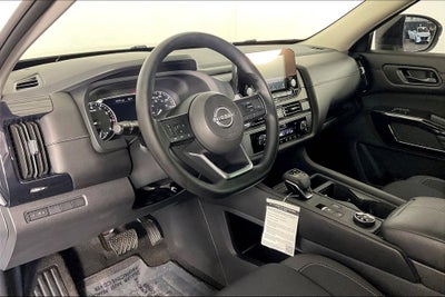 2025 Nissan Pathfinder S