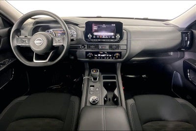 2025 Nissan Pathfinder S