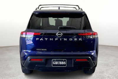 2022 Nissan Pathfinder SV