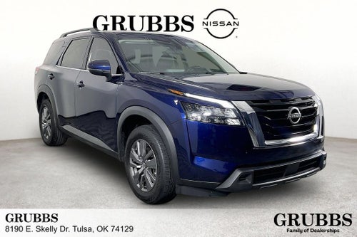 2025 Nissan Pathfinder SV