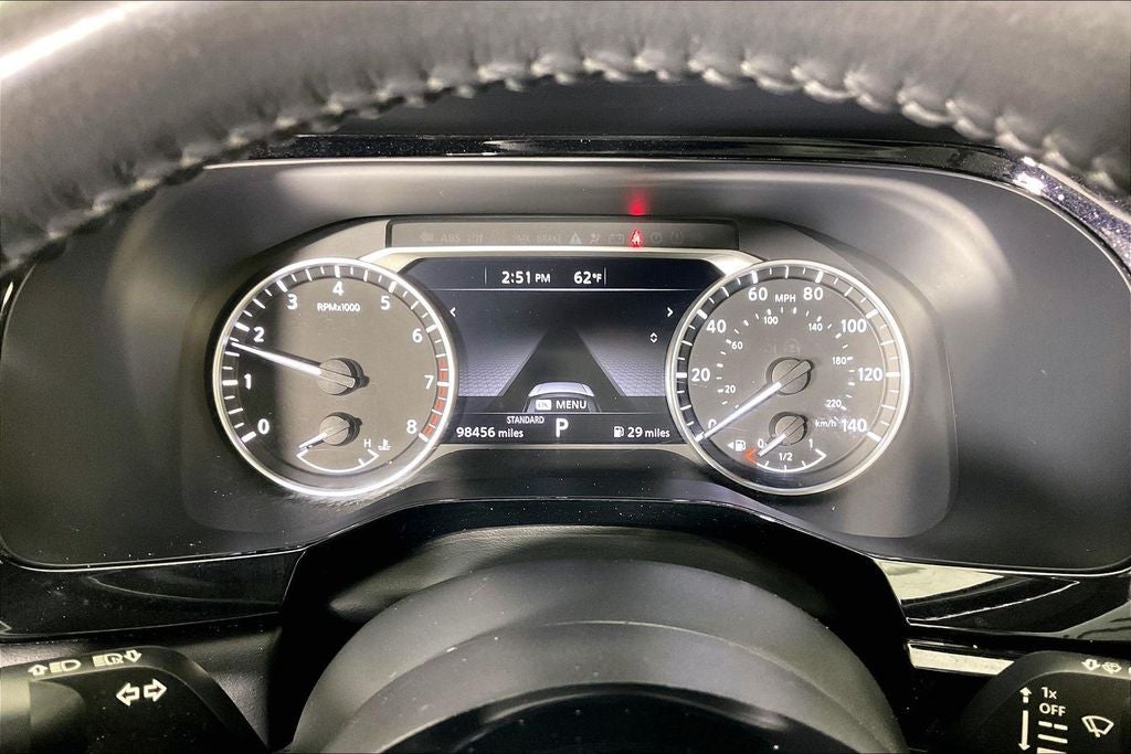 2022 Nissan Pathfinder SV
