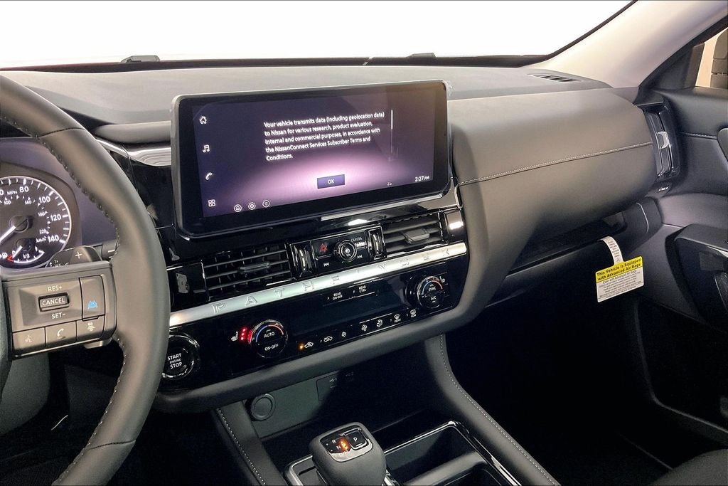 2026 Nissan Pathfinder SV