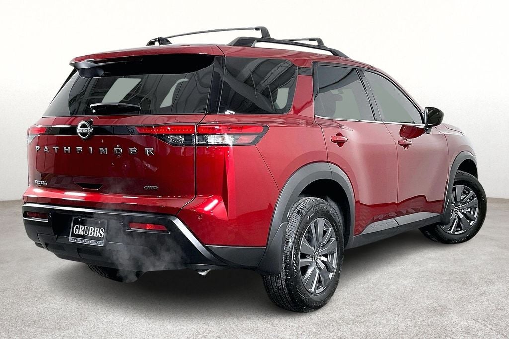 2026 Nissan Pathfinder SV