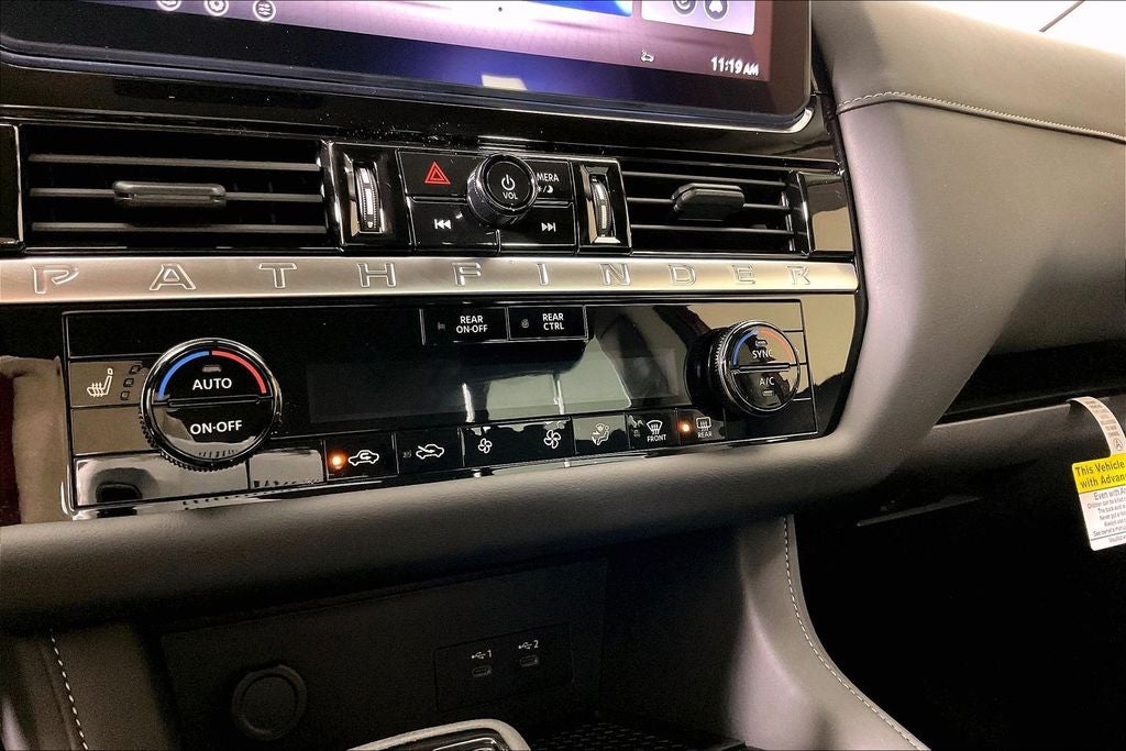 2026 Nissan Pathfinder SV