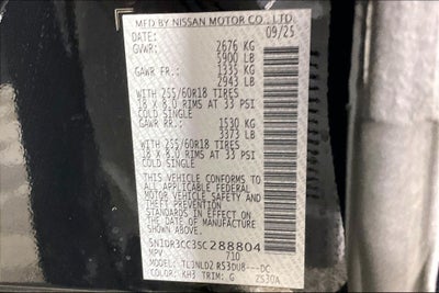 2025 Nissan Pathfinder SL