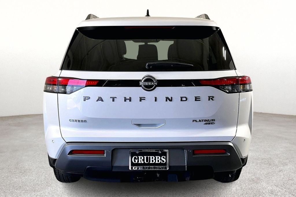 2026 Nissan Pathfinder Platinum
