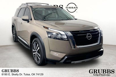 2023 Nissan Pathfinder Platinum