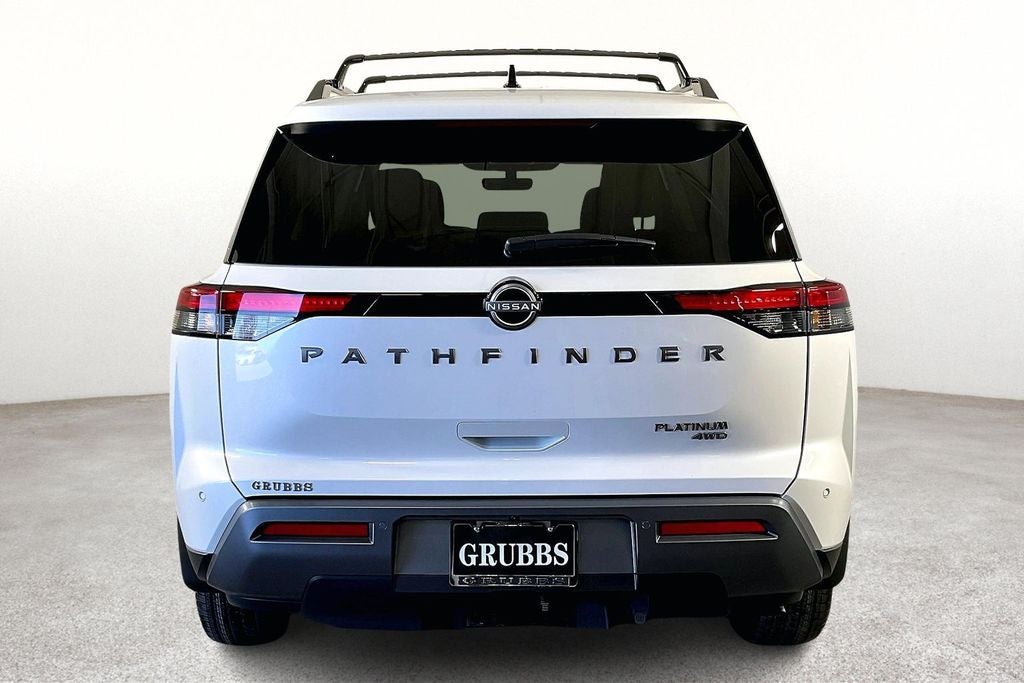 2026 Nissan Pathfinder Platinum