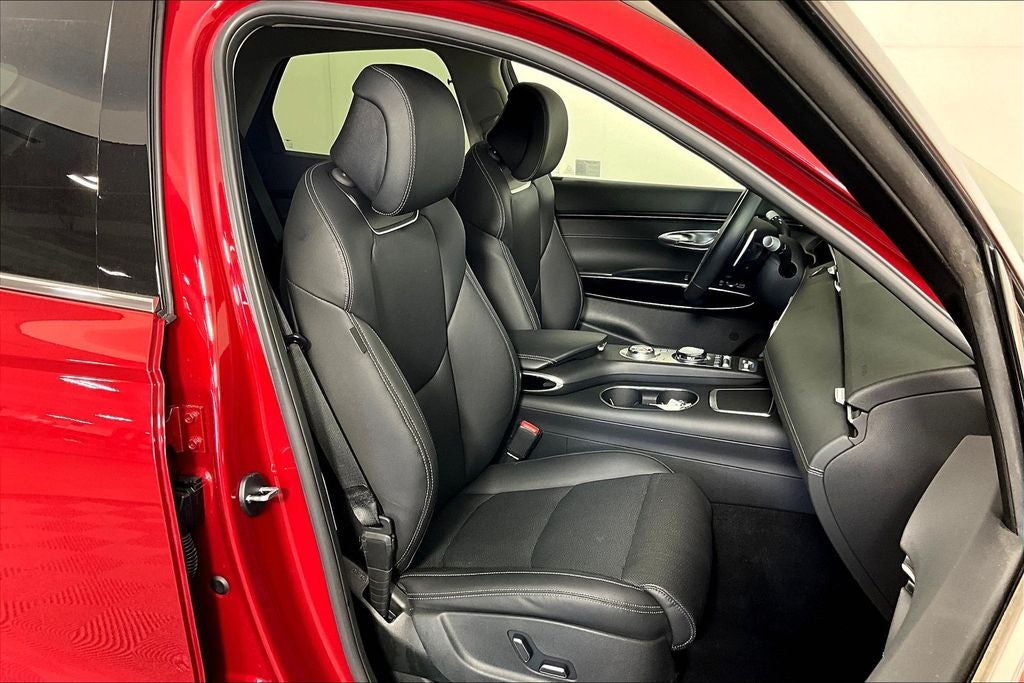 2025 Genesis GV70 2.5T