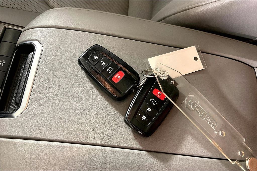 2021 Toyota Highlander Hybrid Limited