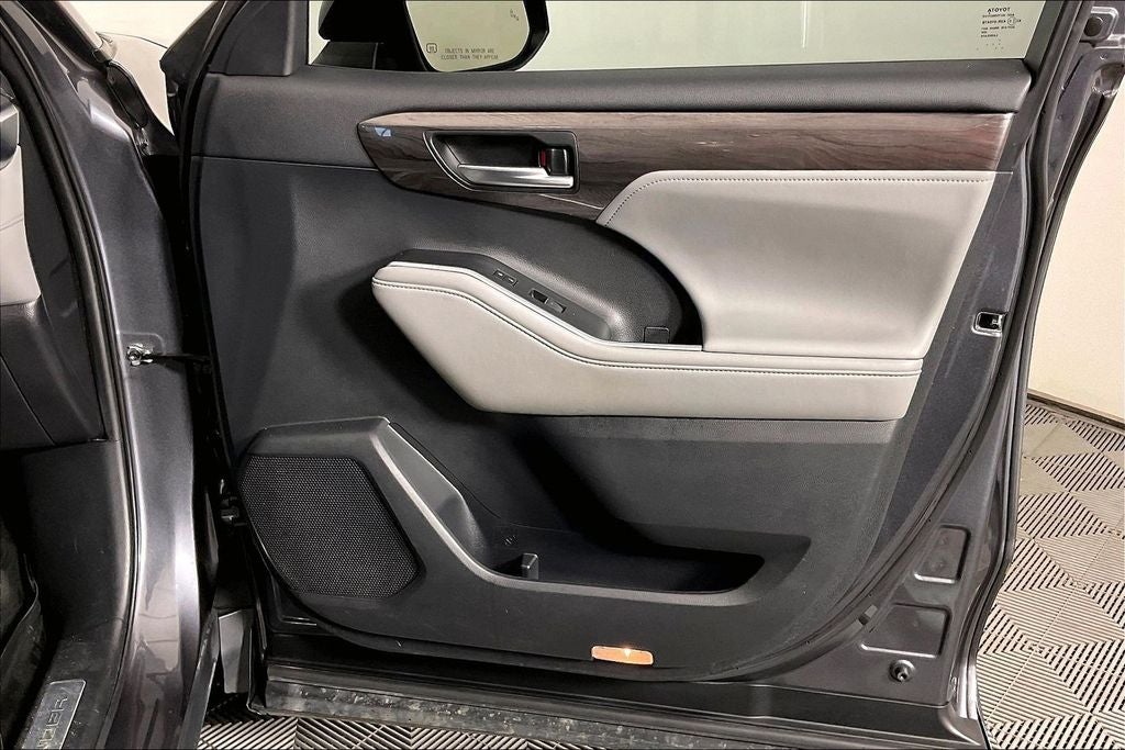 2021 Toyota Highlander Hybrid Limited