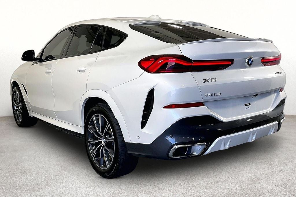 2025 BMW X6 xDrive40i