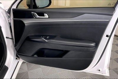 2022 Kia K5 LXS