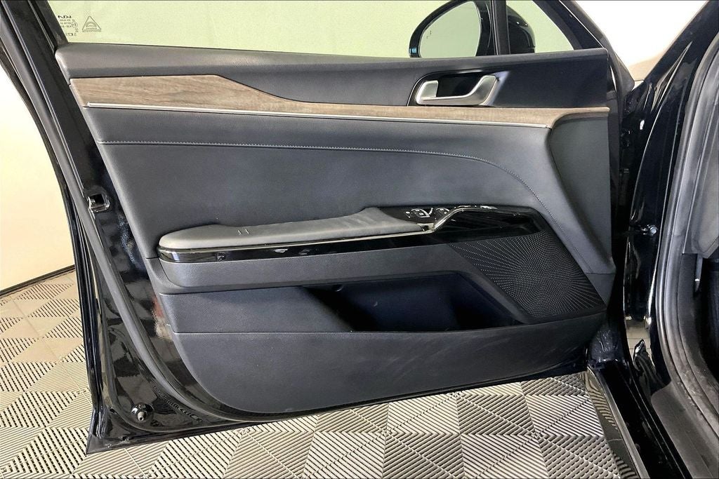2023 Kia K5 EX
