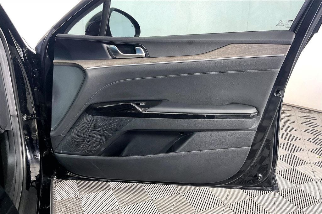 2023 Kia K5 EX