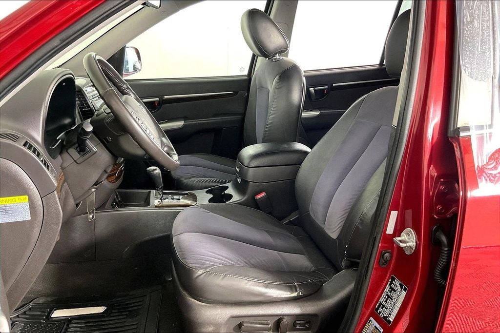 2011 Hyundai Santa Fe SE