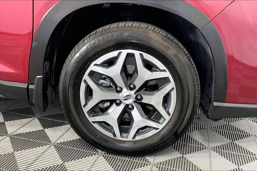 2024 Subaru Forester Premium