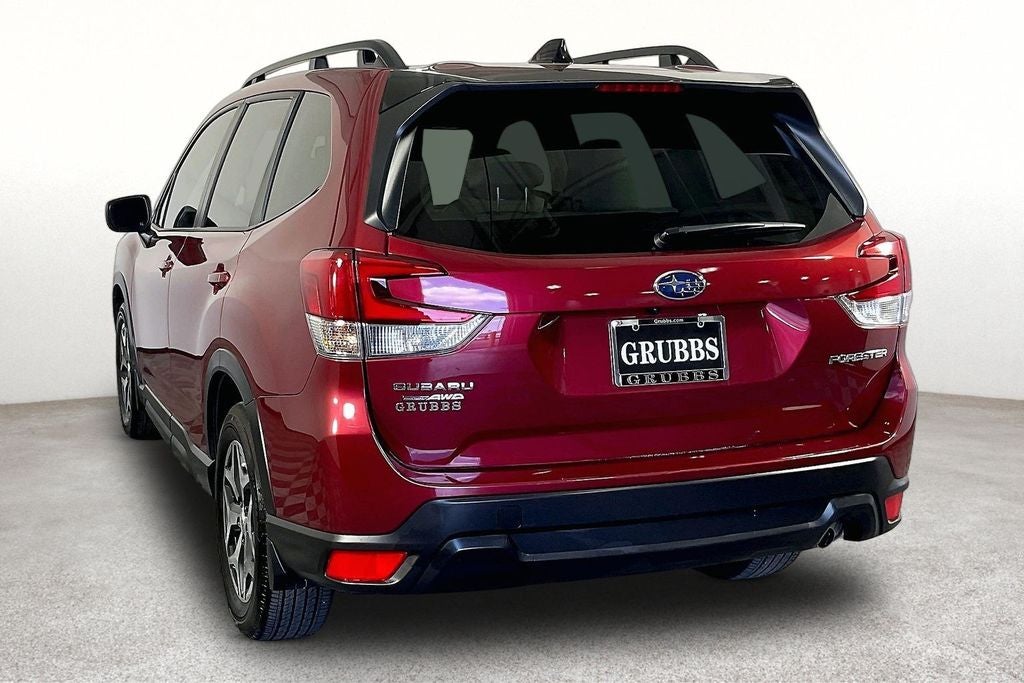 2024 Subaru Forester Premium