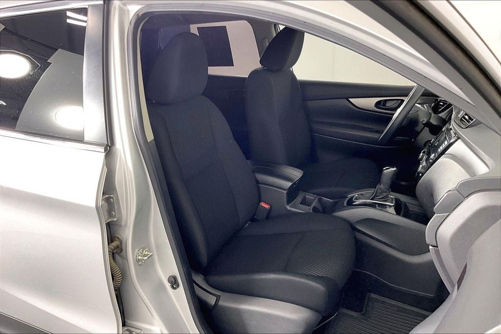 2022 Nissan Rogue Sport S