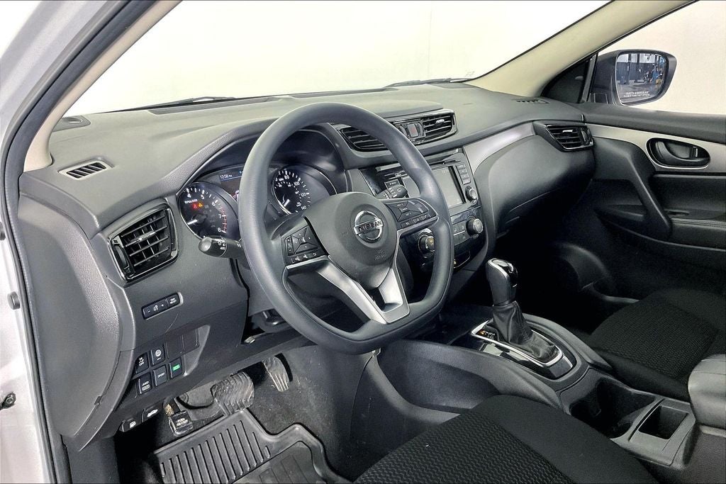 2022 Nissan Rogue Sport S