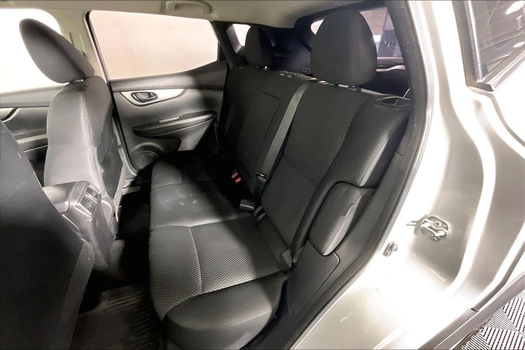 2022 Nissan Rogue Sport S