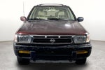 1999 Nissan Pathfinder XE