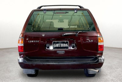 1999 Nissan Pathfinder XE