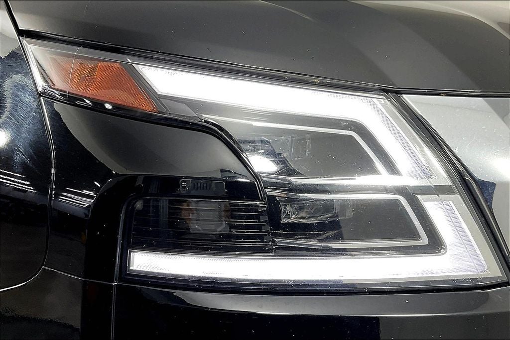 2023 Nissan Armada SV