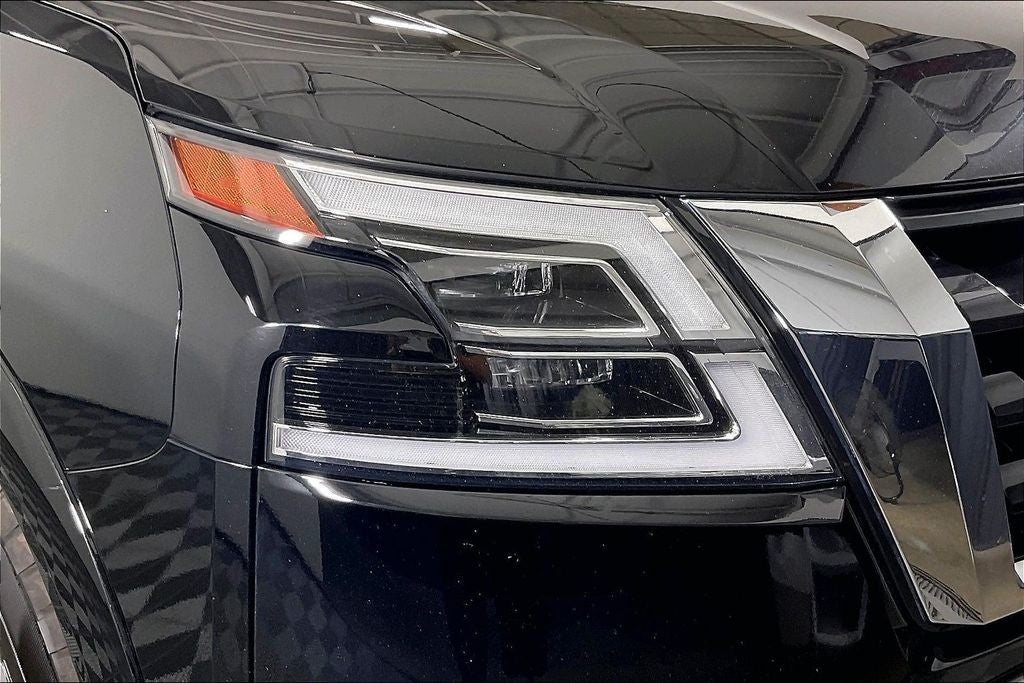 2024 Nissan Armada SV