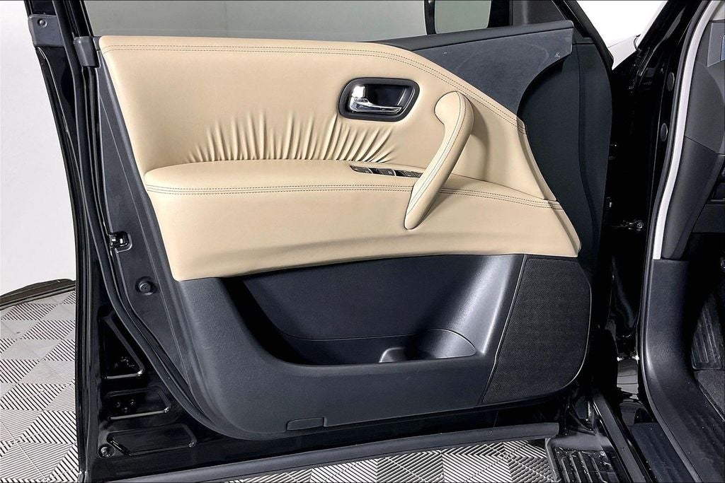 2024 Nissan Armada SV