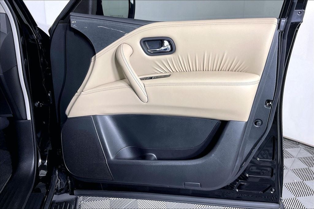 2024 Nissan Armada SV