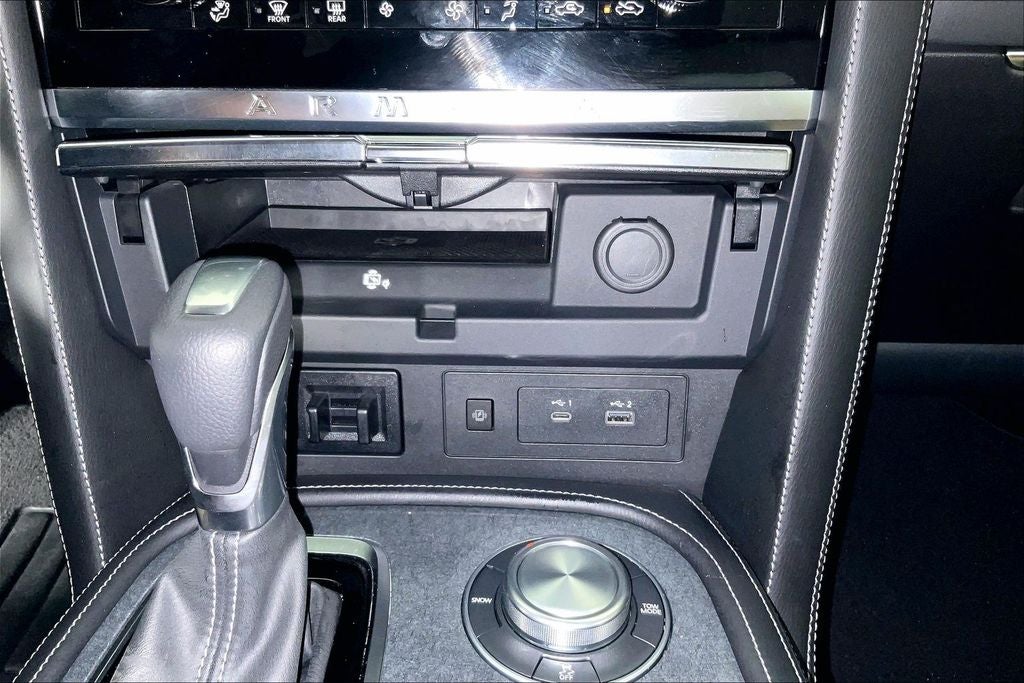 2024 Nissan Armada SV