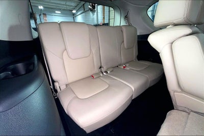 2024 Nissan Armada SV