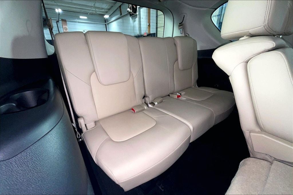 2024 Nissan Armada SV