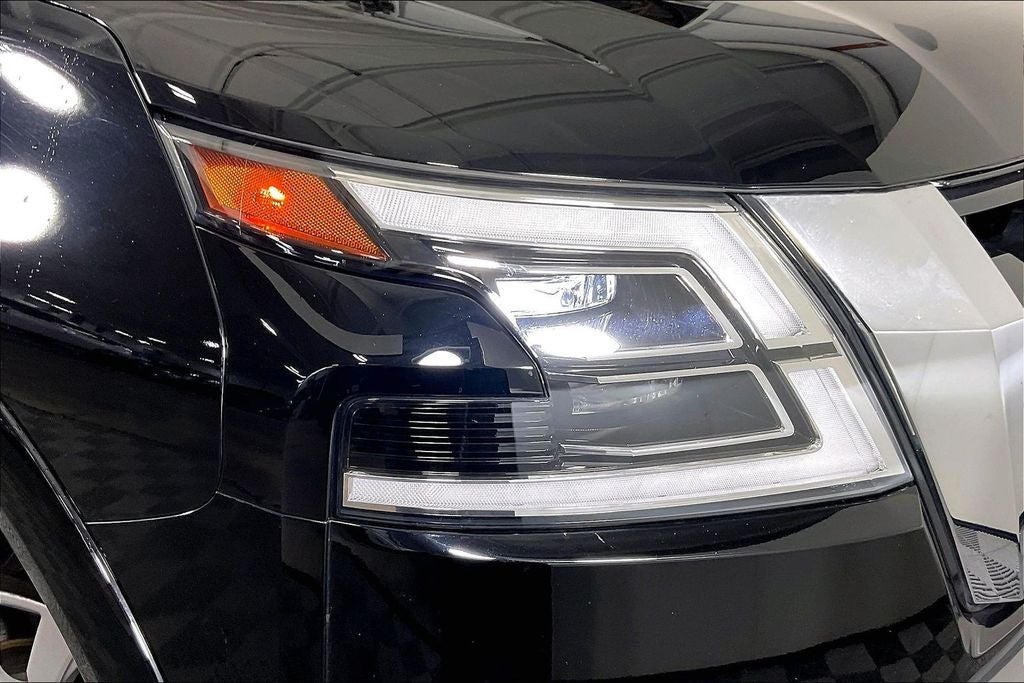 2024 Nissan Armada SV