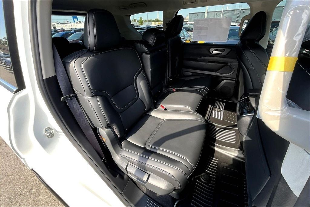 2026 Nissan Armada SV