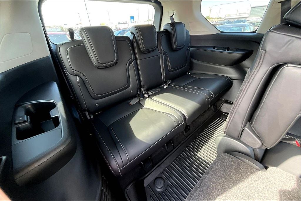 2026 Nissan Armada SV