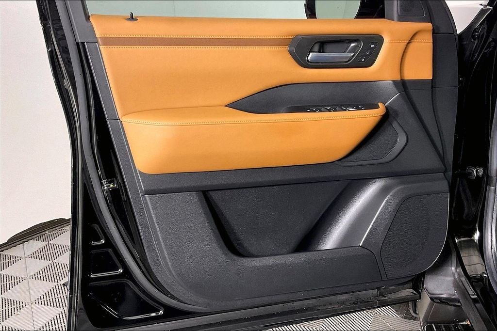 2025 Nissan Armada SL