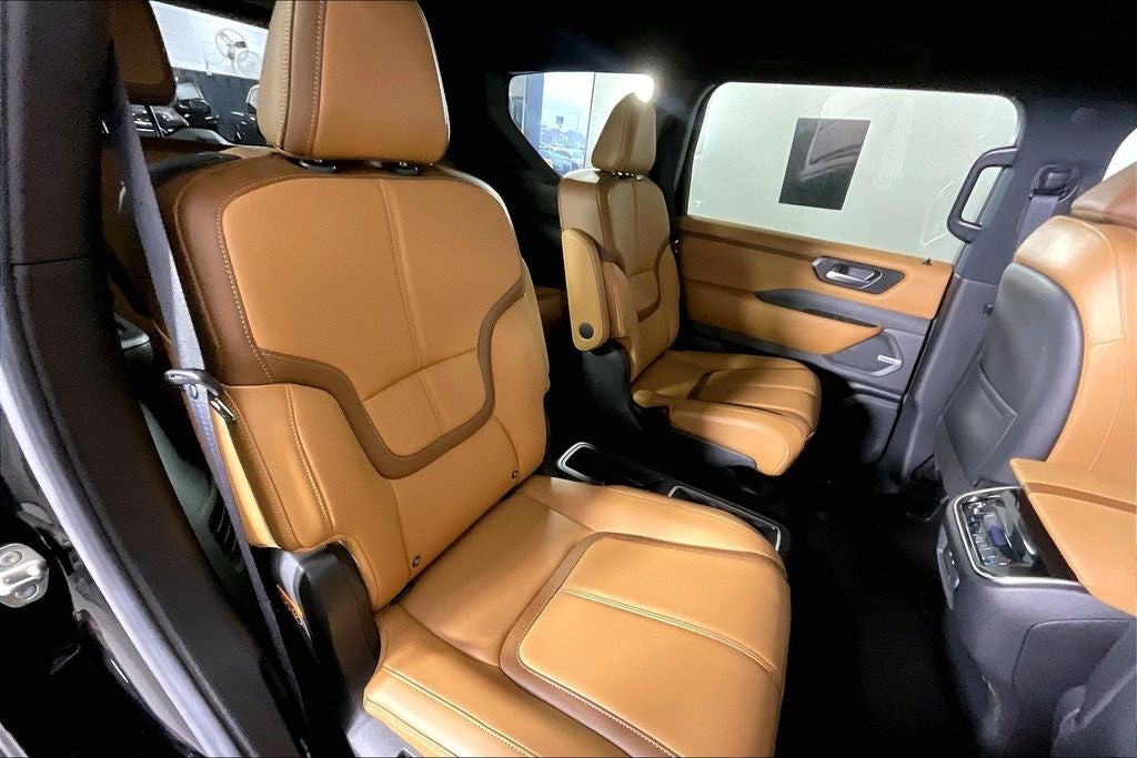 2025 Nissan Armada SL