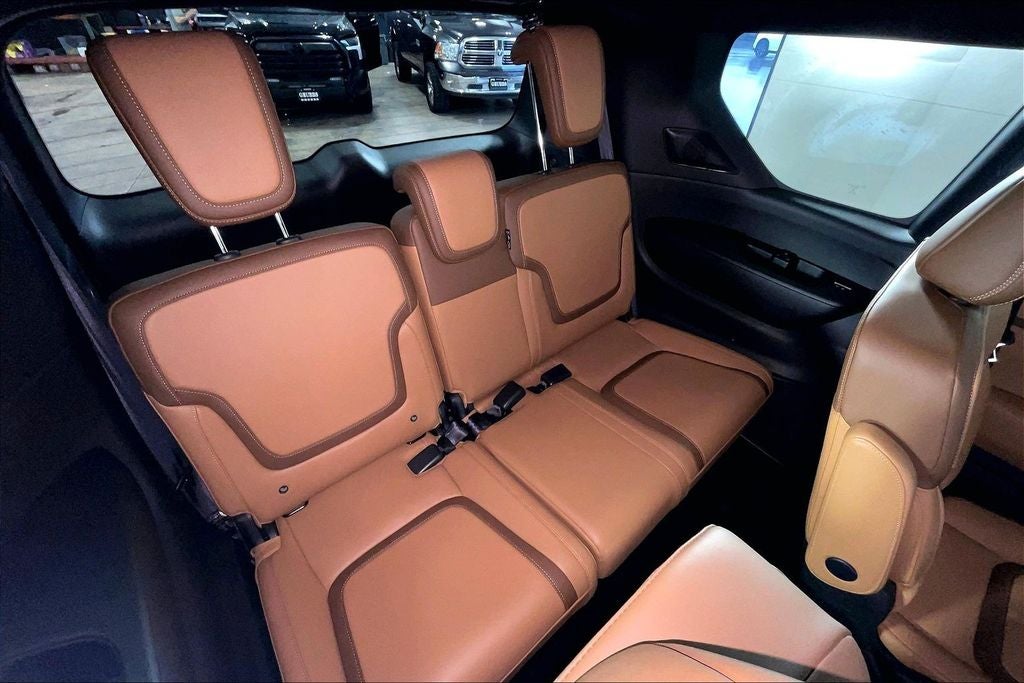 2025 Nissan Armada SL
