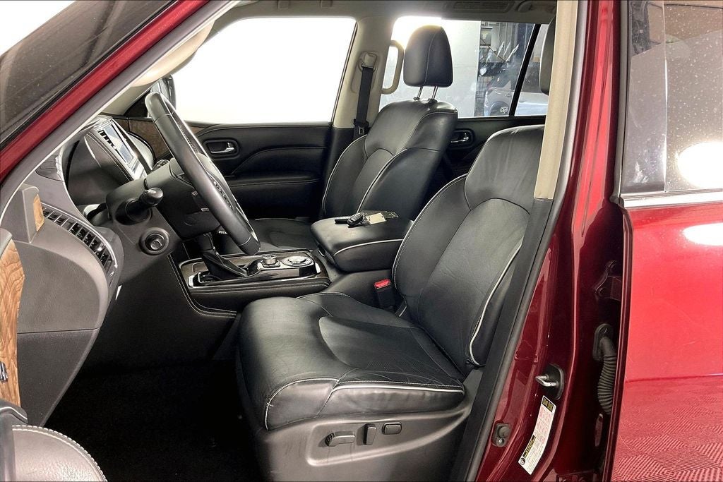 2021 INFINITI QX80 Premium Select