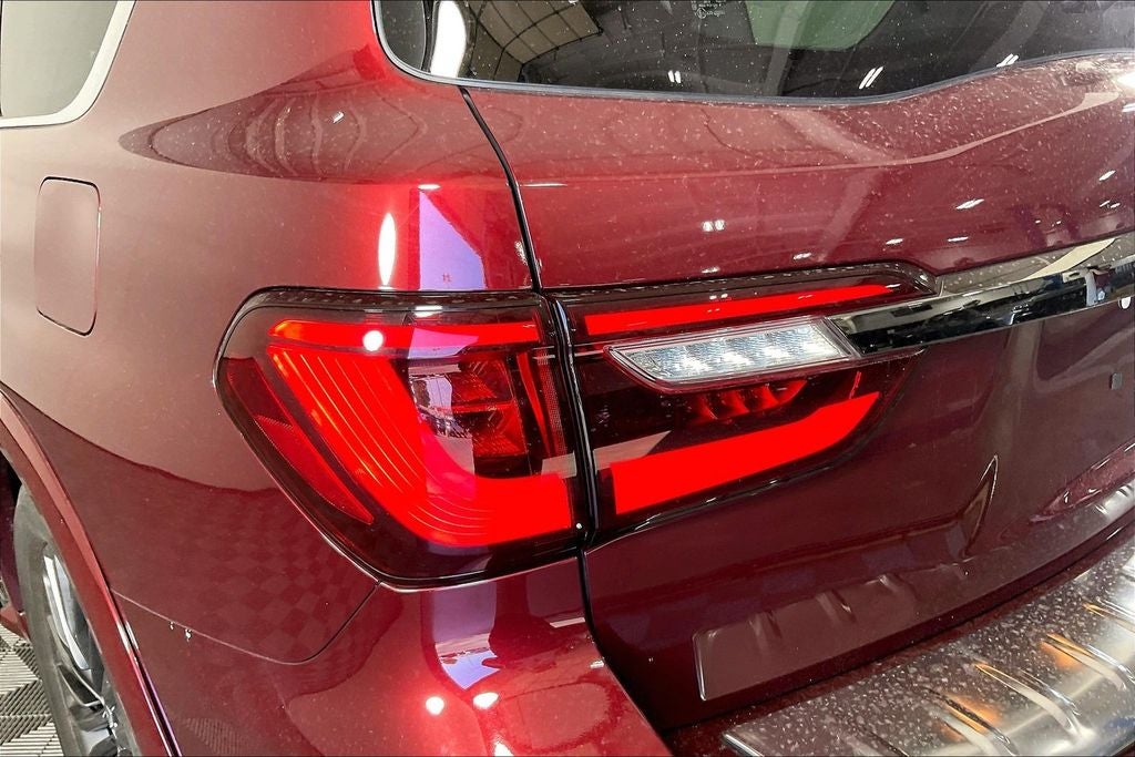 2021 INFINITI QX80 Premium Select