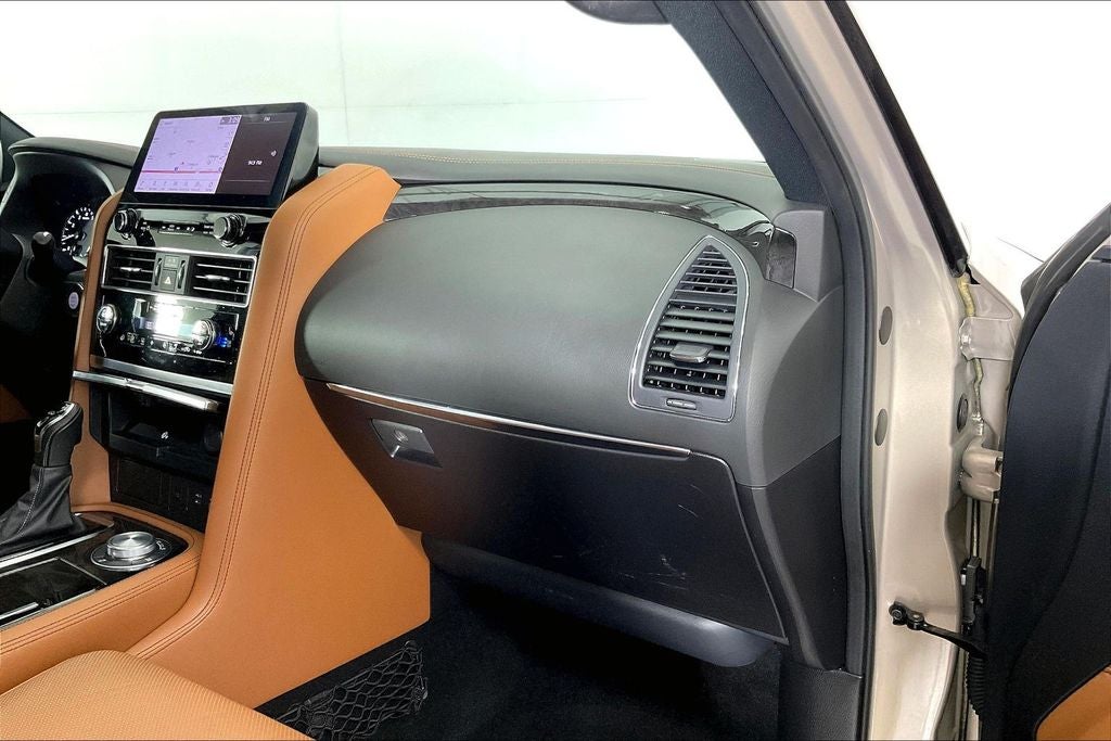 2024 INFINITI QX80 Sensory