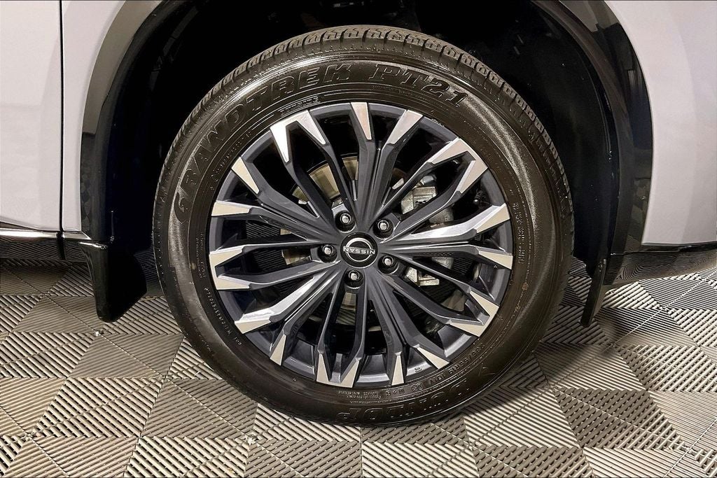 2024 Nissan Rogue Platinum