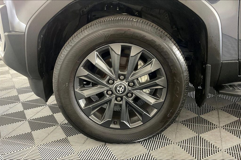 2025 Toyota Land Cruiser Base