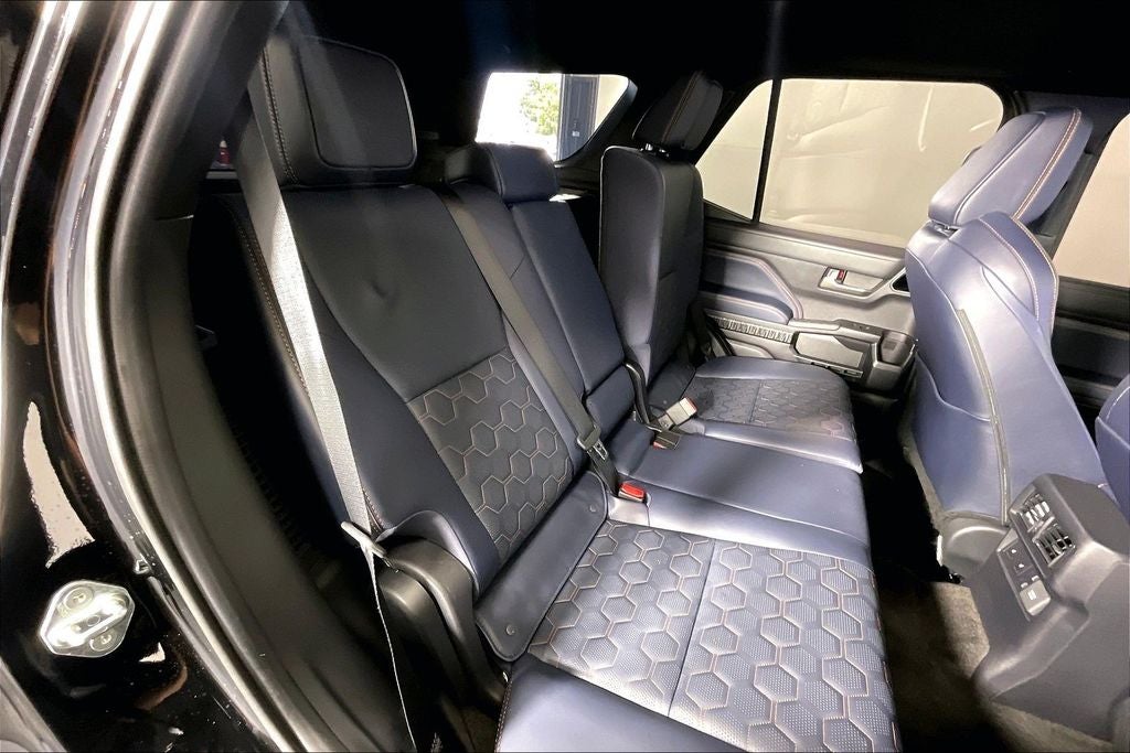 2025 Toyota 4Runner i-FORCE MAX Hybrid Platinum